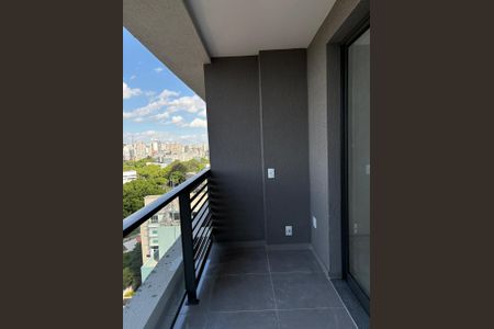 Varanda de apartamento à venda com 1 quarto, 25m² em Pinheiros, São Paulo