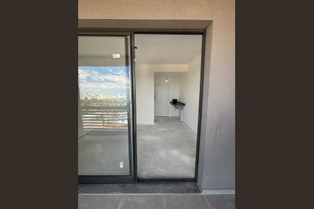 Sala/Quarto de apartamento à venda com 1 quarto, 25m² em Pinheiros, São Paulo