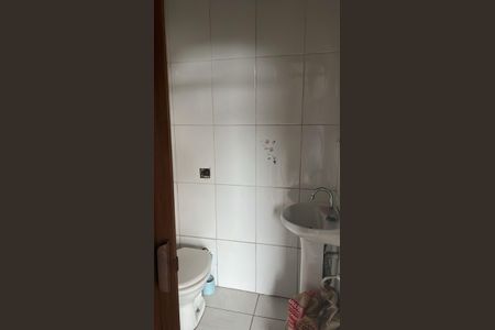 Banheiro de casa para alugar com 3 quartos, 200m² em Parque das Américas, Mauá