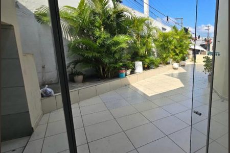 Casa para alugar com 200m², 3 quartos e 5 vagasÁrea externa