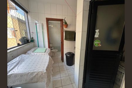 Apartamento à venda com 98m², 3 quartos e 2 vagasÁrea de serviço
