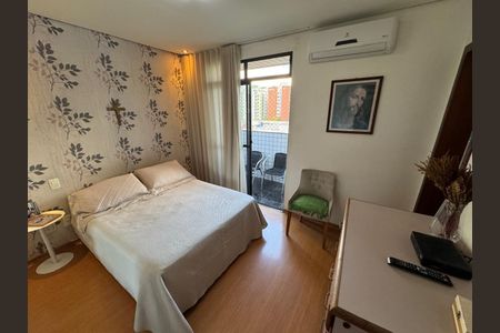 Apartamento à venda com 98m², 3 quartos e 2 vagasQuarto