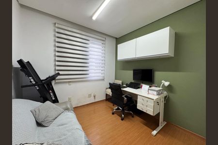 Apartamento à venda com 98m², 3 quartos e 2 vagasQuarto