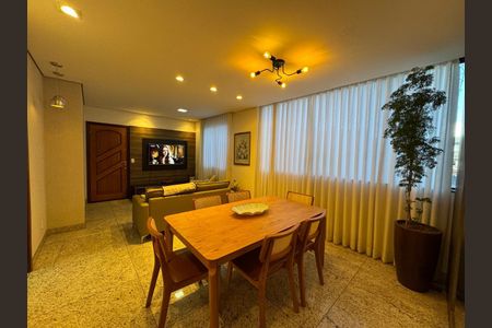 Apartamento à venda com 98m², 3 quartos e 2 vagasSala