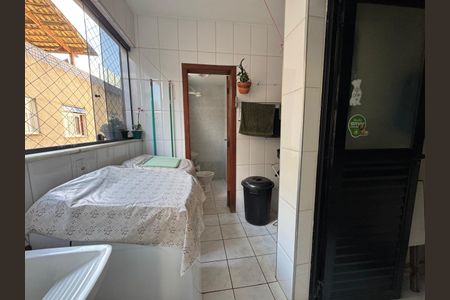 Apartamento à venda com 98m², 3 quartos e 2 vagasÁrea de serviço