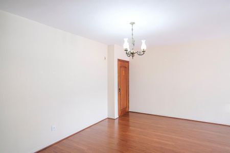 Apartamento para alugar com 143m², 4 quartos e 2 vagasSala