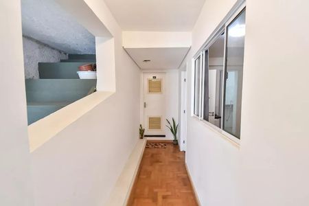 Studio à venda com 320m², 12 quartos e 2 vagasCorredor
