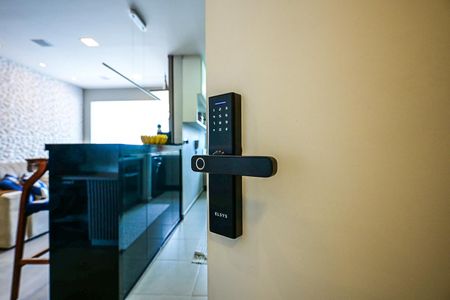 Apartamento à venda com 47m², 1 quarto e 1 vagaFechadura Eletrônica