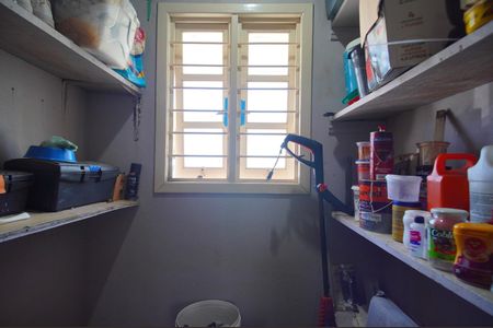 Casa à venda com 118m², 3 quartos e 1 vagaÁrea de Serviço