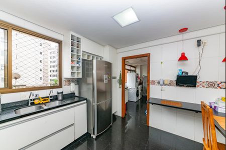 Apartamento à venda com 200m², 4 quartos e 3 vagasCozinha