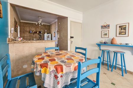 Sala de jantar de apartamento para alugar com 2 quartos, 72m² em Jardim Virginia, Guarujá