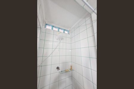 Apartamento para alugar com 72m², 2 quartos e 1 vaga Apartamento para alugar com 72m², 2 quartos e 1 vagaBanheiro social