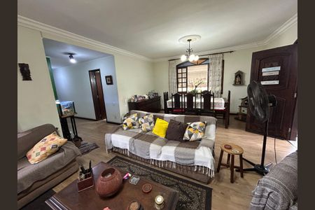 Sala de casa à venda com 3 quartos, 133m² em Encantado, Rio de Janeiro