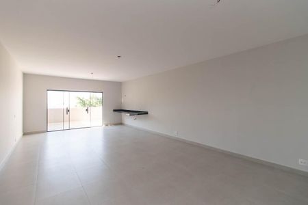 Casa à venda com 300m², 4 quartos e 4 vagasSalão de festas