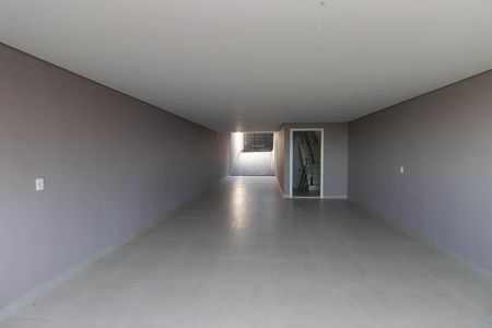 Casa à venda com 300m², 4 quartos e 4 vagasGaragem