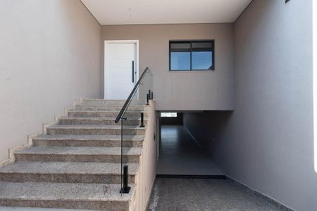 Casa à venda com 300m², 4 quartos e 4 vagasEntrada