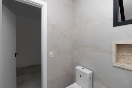 Casa à venda com 300m², 4 quartos e 4 vagasBanheiro da Suíte 3
