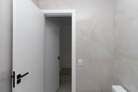 Casa à venda com 300m², 4 quartos e 4 vagasBanheiro da Suíte 3