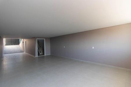 Casa à venda com 300m², 4 quartos e 4 vagasGaragem