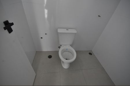 Casa à venda com 300m², 4 quartos e 4 vagasBanheiro de Serviço