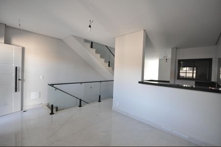 Casa à venda com 360m², 4 quartos e 4 vagasCopa