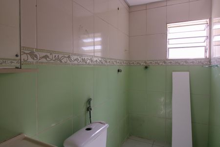 Casa para alugar com 50m², 1 quarto e sem vaga Casa para alugar com 50m², 1 quarto e sem vagaBanheiro