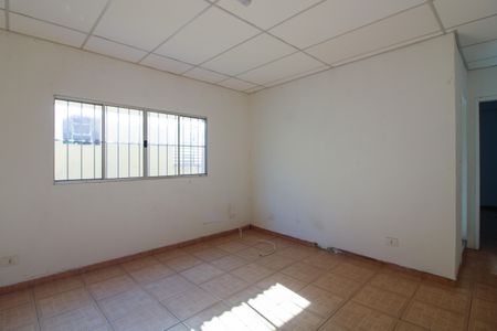 Casa para alugar com 50m², 1 quarto e sem vaga Casa para alugar com 50m², 1 quarto e sem vagaSala