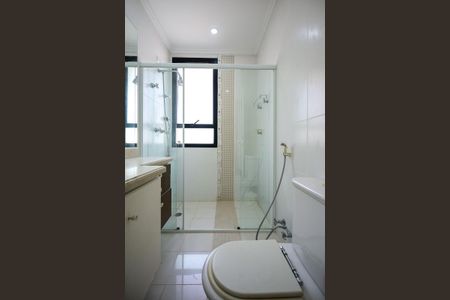 Apartamento para alugar com 370m², 4 quartos e 6 vagasBanheiro da Suíte  3