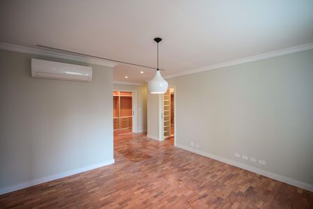 Apartamento para alugar com 370m², 4 quartos e 6 vagasSuíte 4