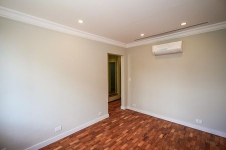 Apartamento para alugar com 370m², 4 quartos e 6 vagasSuíte 2