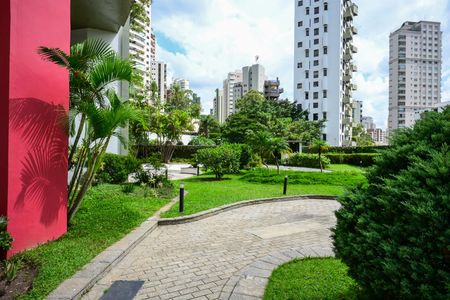 Apartamento para alugar com 370m², 4 quartos e 6 vagasJardim