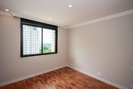 Apartamento para alugar com 370m², 4 quartos e 6 vagasSuíte 3