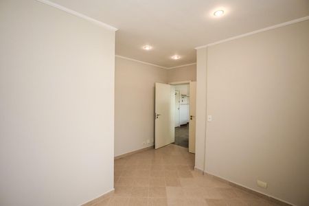 Apartamento para alugar com 370m², 4 quartos e 6 vagasQuarto de Serviço
