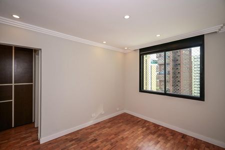 Apartamento para alugar com 370m², 4 quartos e 6 vagasSuíte 3