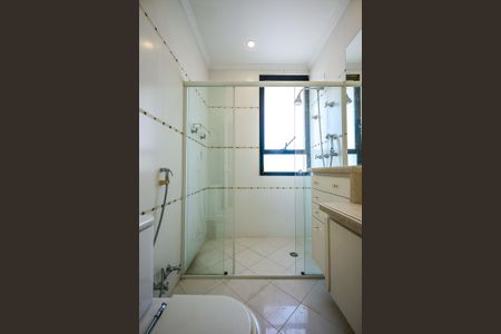 Apartamento para alugar com 370m², 4 quartos e 6 vagasBanheiro Suíte 2