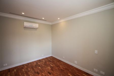 Apartamento para alugar com 370m², 4 quartos e 6 vagasSuíte 2