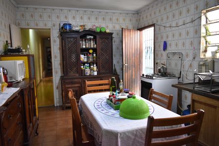 Casa à venda com 250m², 4 quartos e 3 vagasCozinha