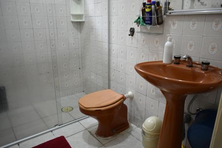 Casa à venda com 250m², 4 quartos e 3 vagasSuíte 1