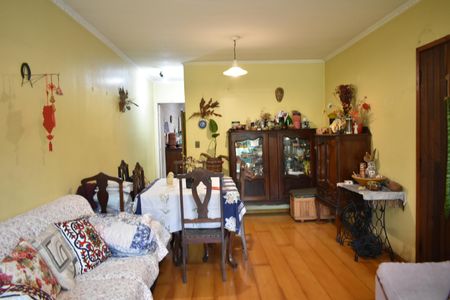 Sala de casa à venda com 4 quartos, 250m² em Parque Imperial, São Paulo