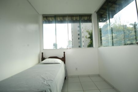 Casa à venda com 360m², 8 quartos e 2 vagasQuarto 4