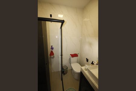 Casa à venda com 360m², 8 quartos e 2 vagasBanheiro da Suíte