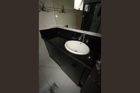 Casa à venda com 360m², 8 quartos e 2 vagasBanheiro social