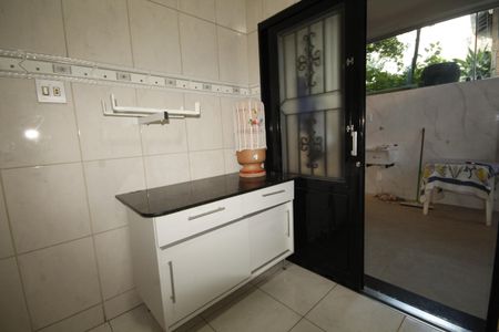Casa à venda com 360m², 8 quartos e 2 vagasCozinha