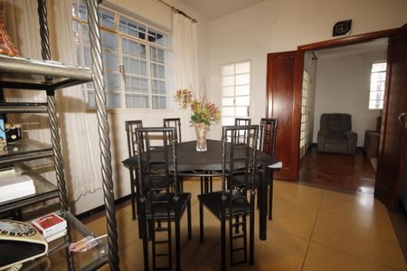 Casa à venda com 360m², 8 quartos e 2 vagasSala 2