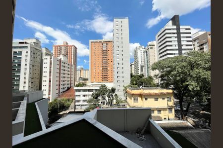 Apartamento à venda com 86m², 2 quartos e 1 vaga Apartamento à venda com 86m², 2 quartos e 1 vagaVista