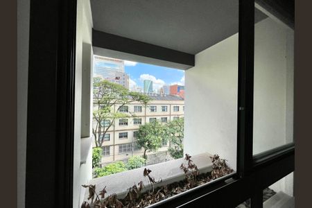 Apartamento à venda com 86m², 2 quartos e 1 vaga Apartamento à venda com 86m², 2 quartos e 1 vagaVista