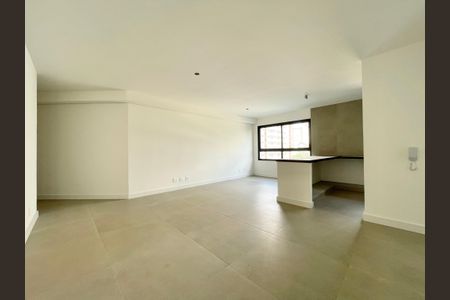 Sala de apartamento à venda com 2 quartos, 86m² em Lourdes, Belo Horizonte