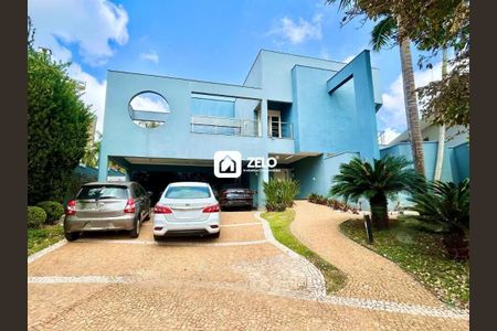Casa de condomínio à venda com 534m², 5 quartos e 6 vagasFoto 01