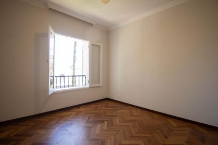 Casa à venda com 700m², 3 quartos e 6 vagasSuíte 1