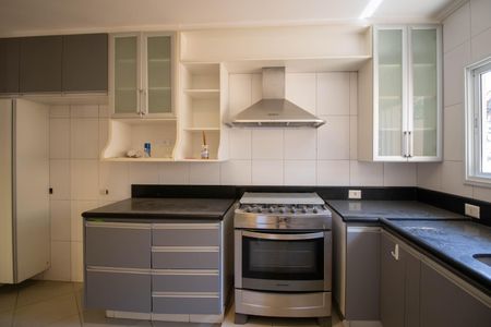 Casa à venda com 700m², 3 quartos e 6 vagasCozinha 
